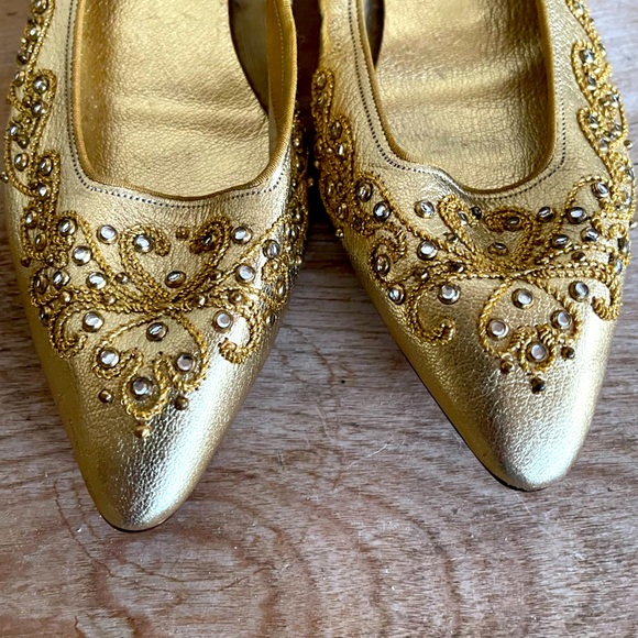 SBICCA LAMPLIGHTERS Vtg 80’s Gold Metallic Leather Embroidered Beaded Flats 5B - Picture 4 of 11